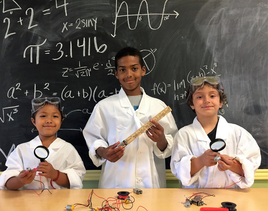 Kids doing science at a Boys and Girls Club